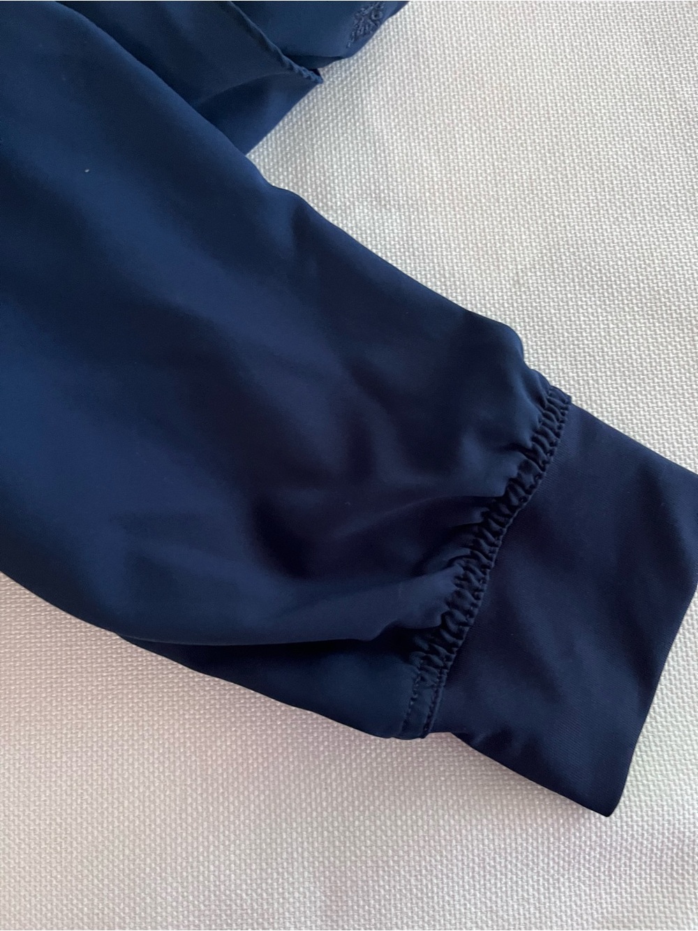 Med Couture Navy Elastic Waist Jogger Pants size medium - Picture 5 of 8